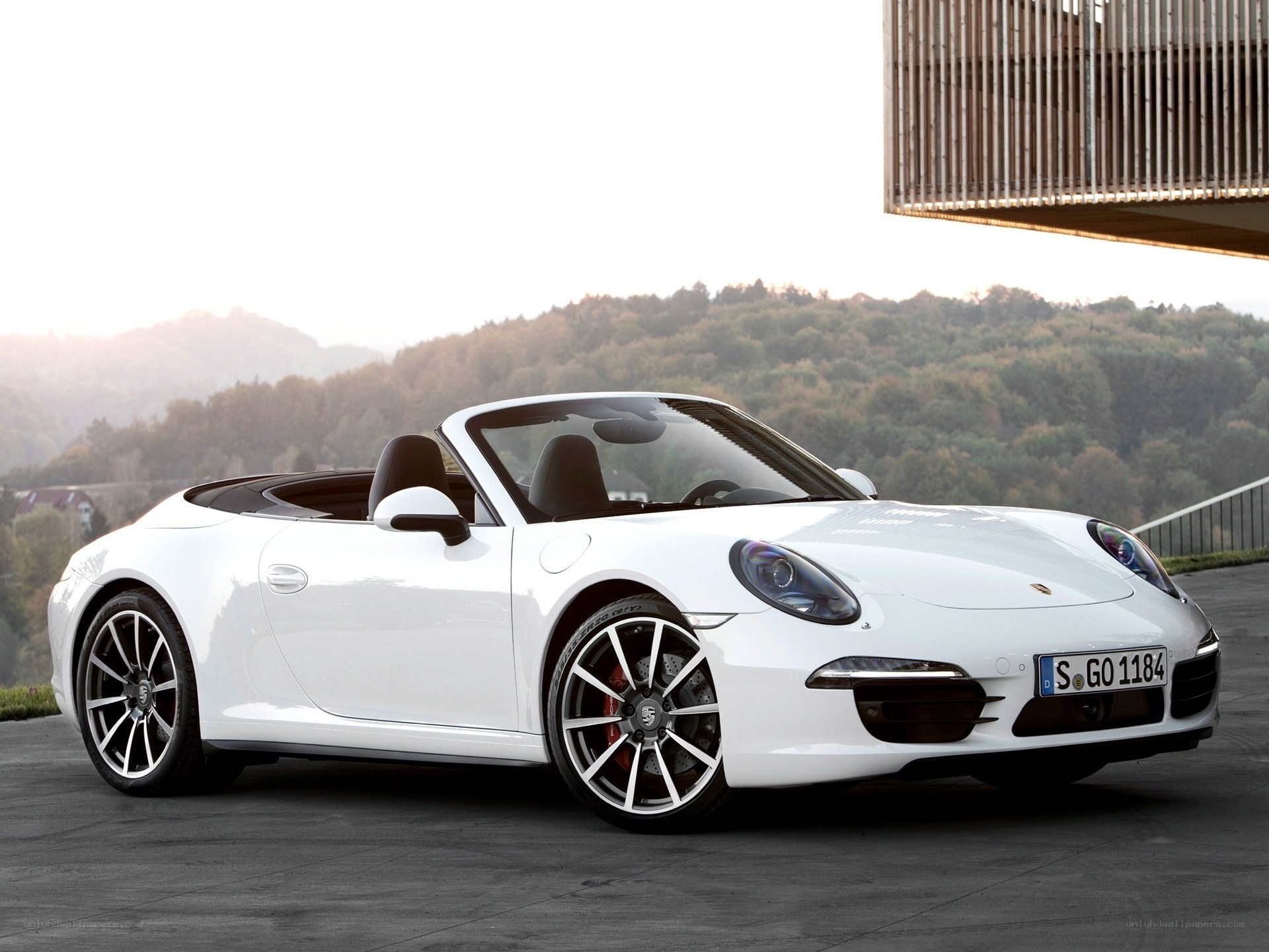 White Porsche 911 Cabriolet