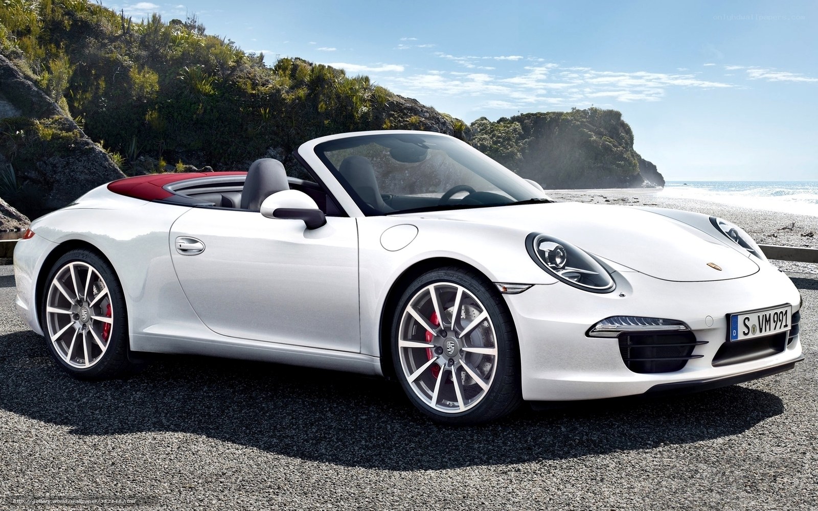 White Porsche 911 Cabriolet