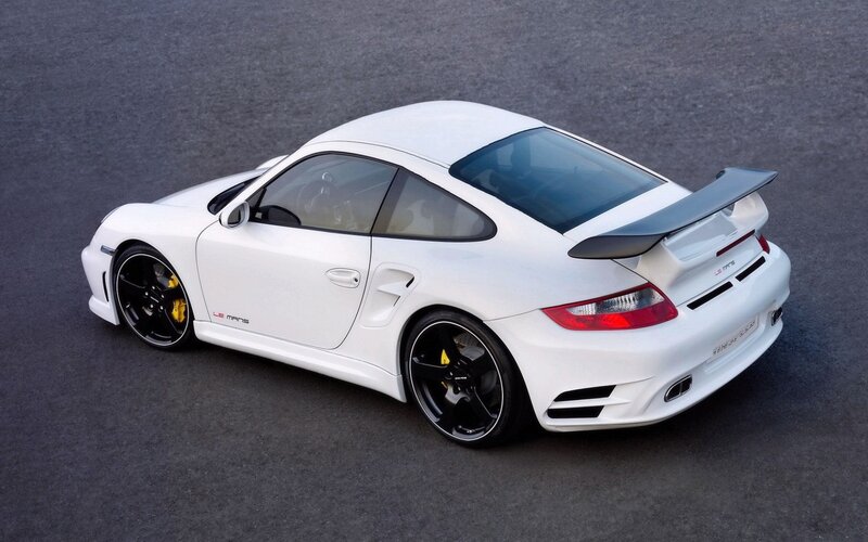 White Porsche 911 Carrera — Dramatic