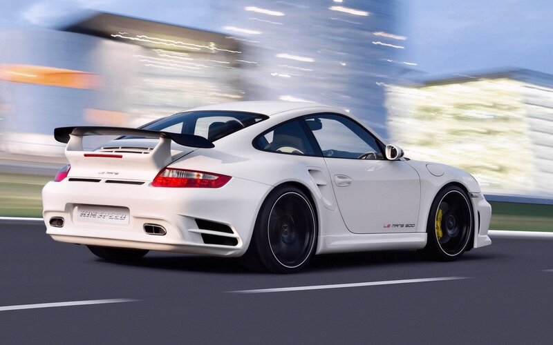 White Porsche 911 Carrera — Dynamic, Photograph