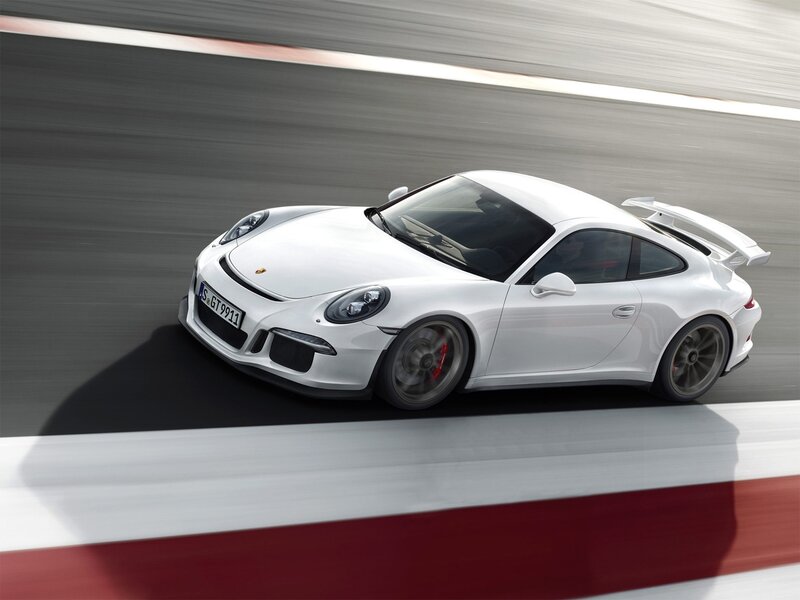 White Porsche 911 GT3 on track