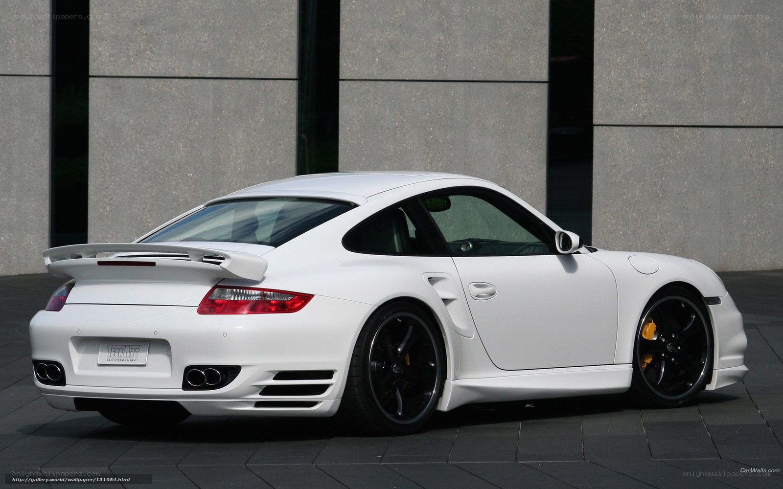 white porsche 911 turbo