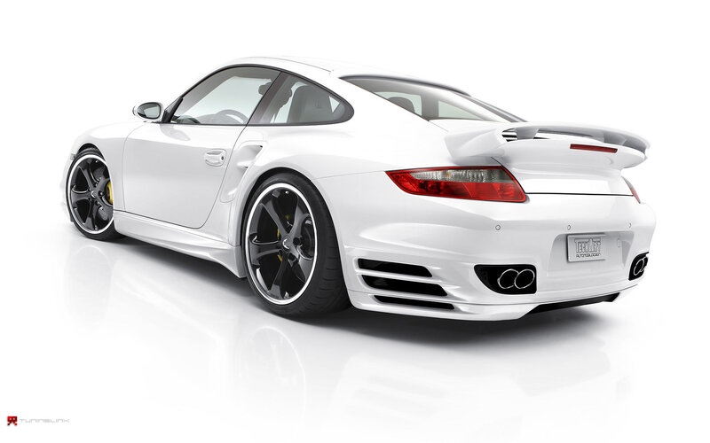white porsche 911 turbo