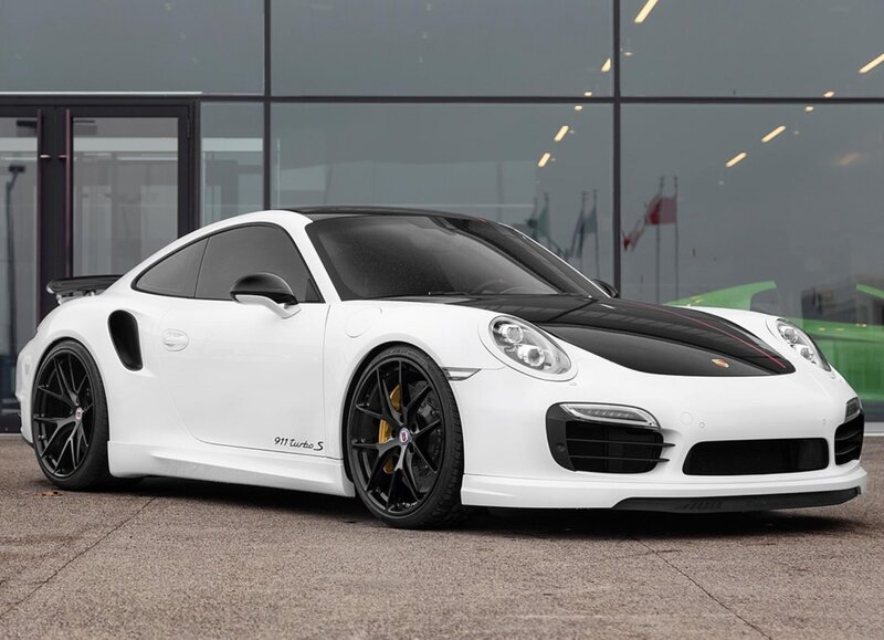 White Porsche 911 Turbo S