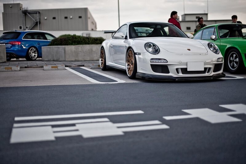 White Porsche at a car meet