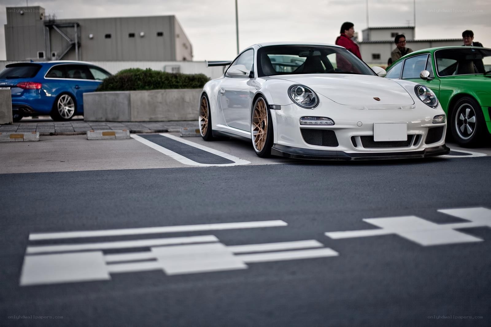 White Porsche at a car meet
