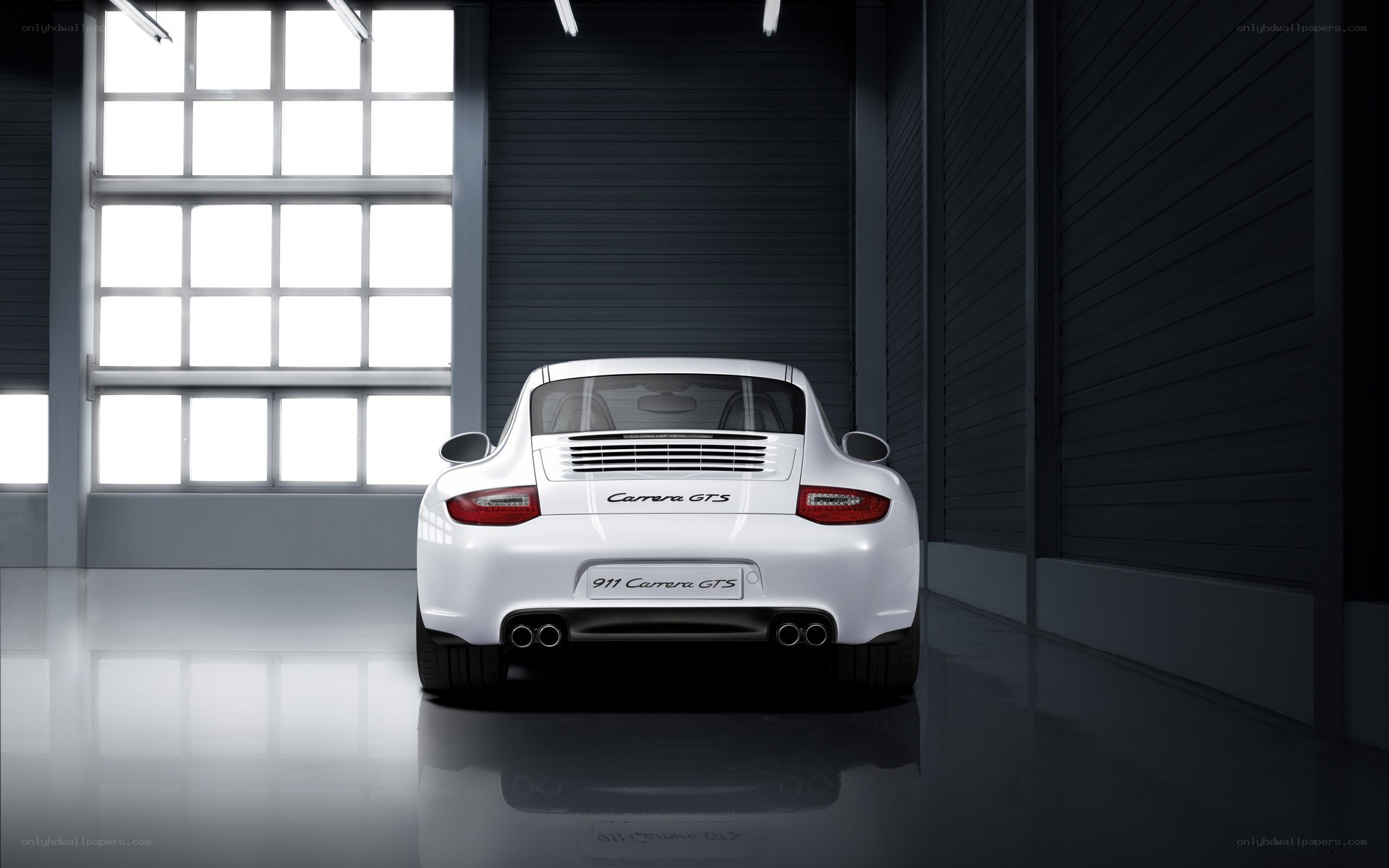 White Porsche Carrera GTS