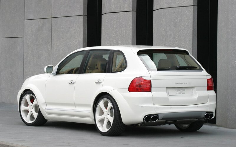 White Porsche Cayenne — Neutral, Photograph, Car, Building