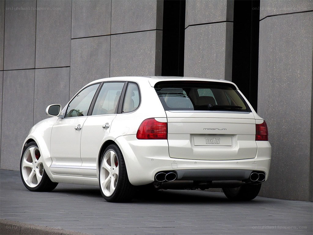 white porsche cayenne suv