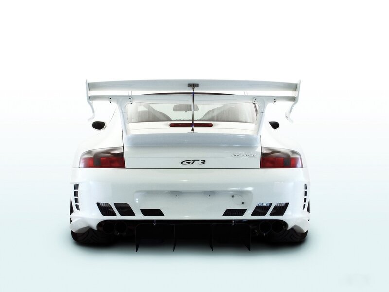 white porsche gt3 rear view