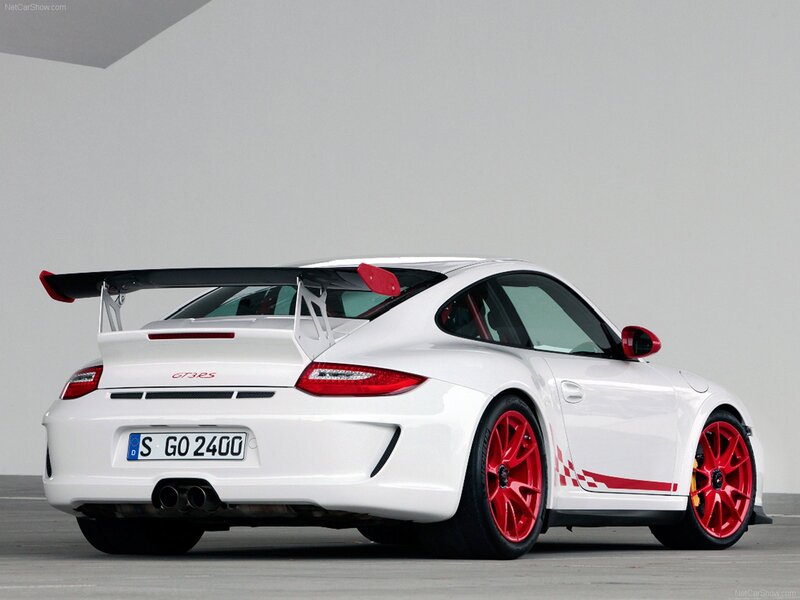 white porsche gt3 rs