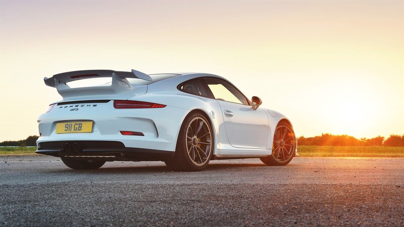 White Porsche Gt3 — Serene, Sunset