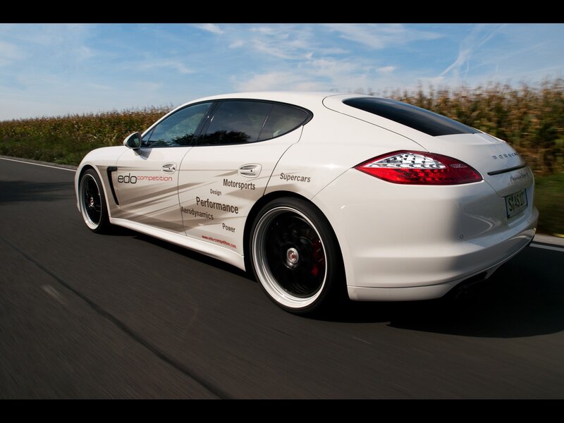 white porsche in motion