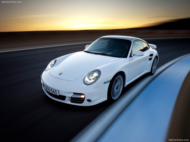 white porsche on a track