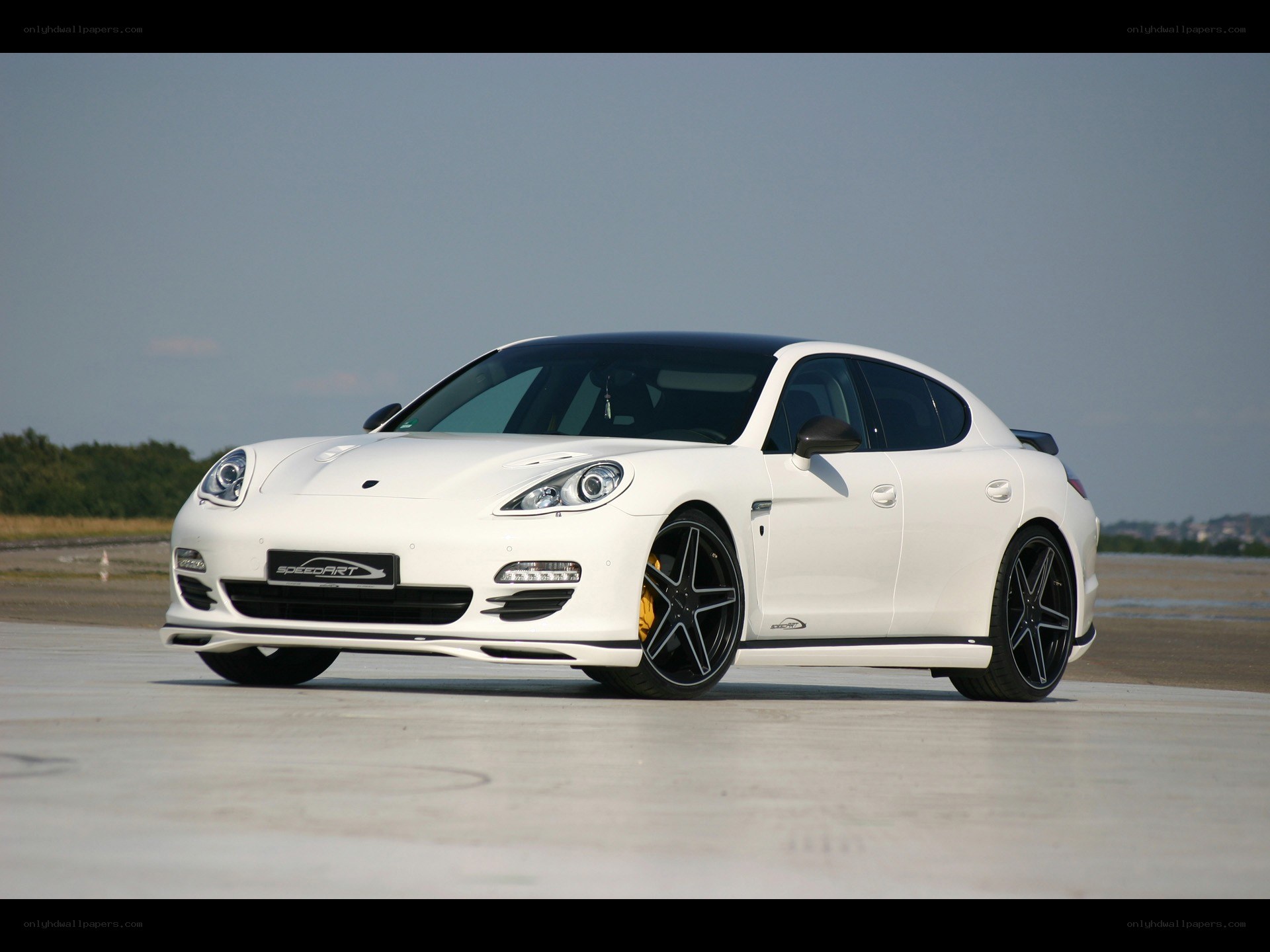 white porsche panamera