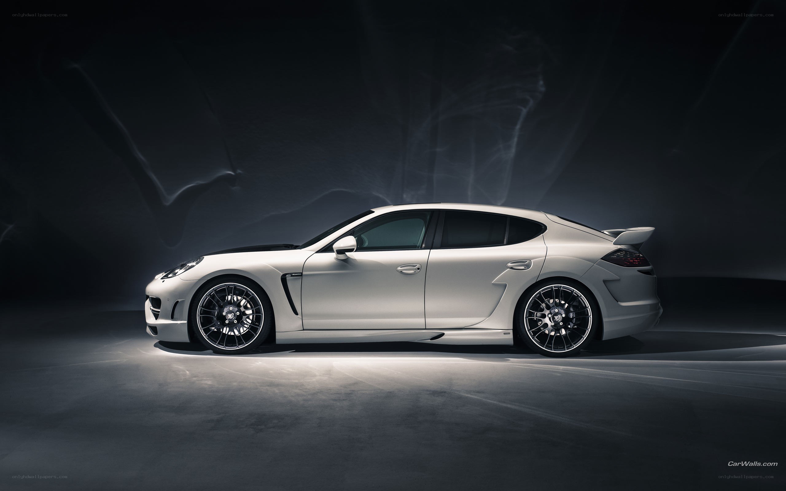 white porsche panamera