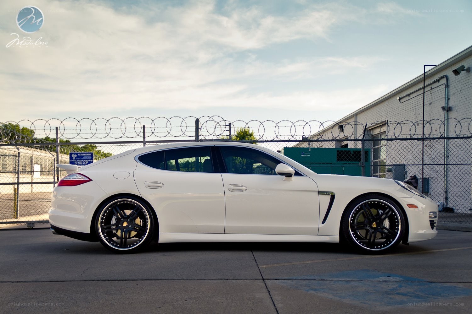 white porsche panamera side view