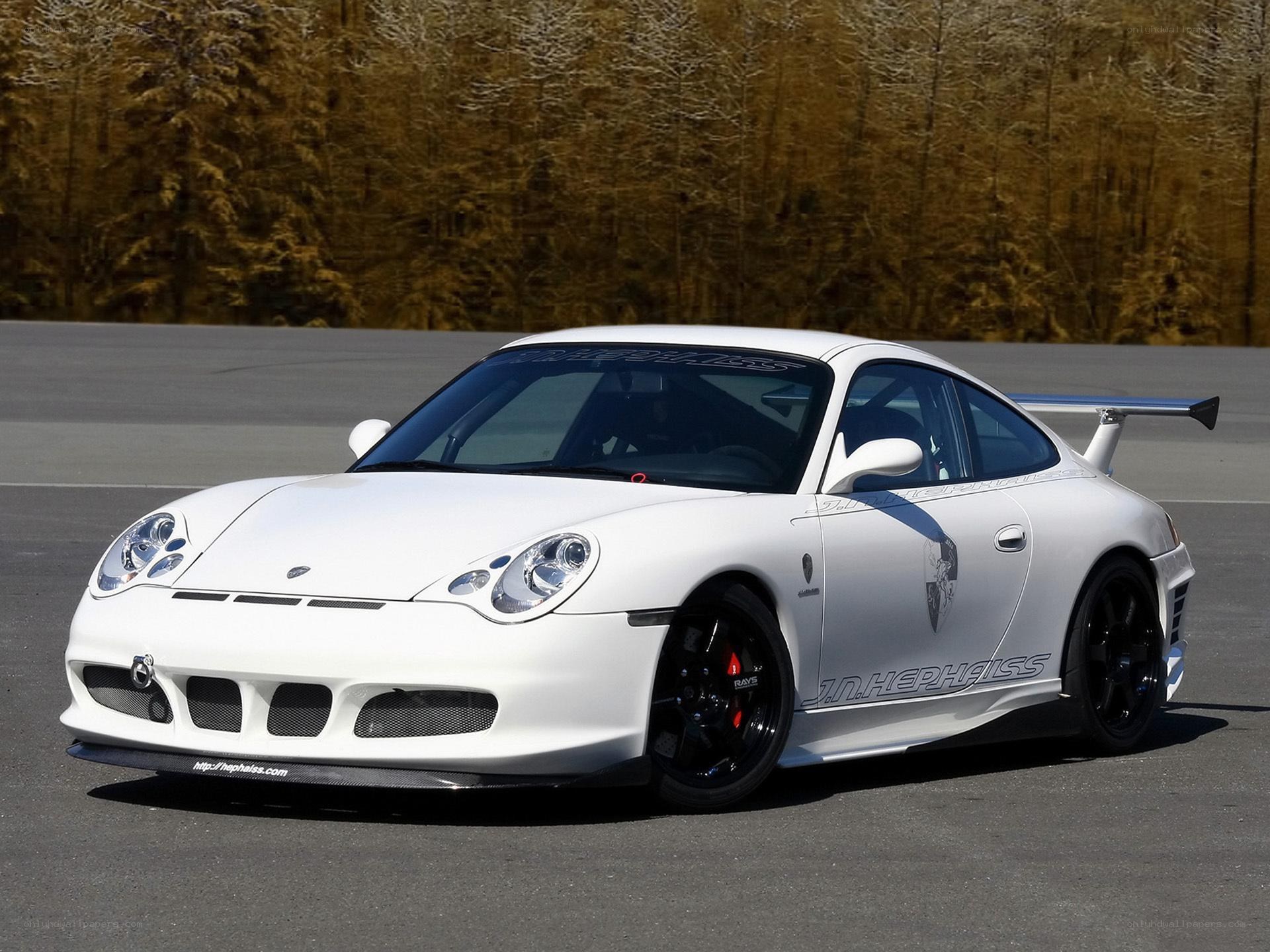 white porsche race car