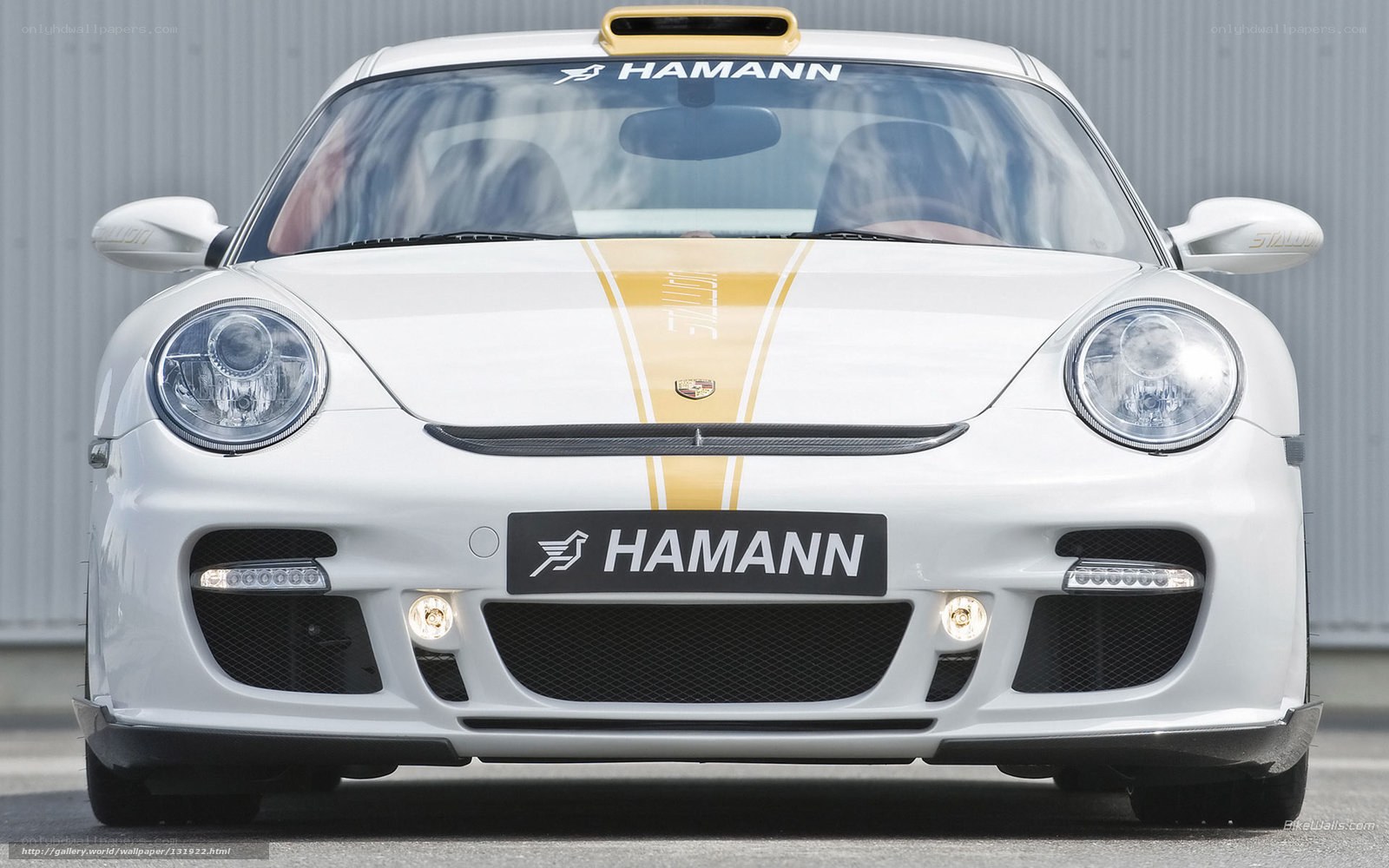 white porsche sports car