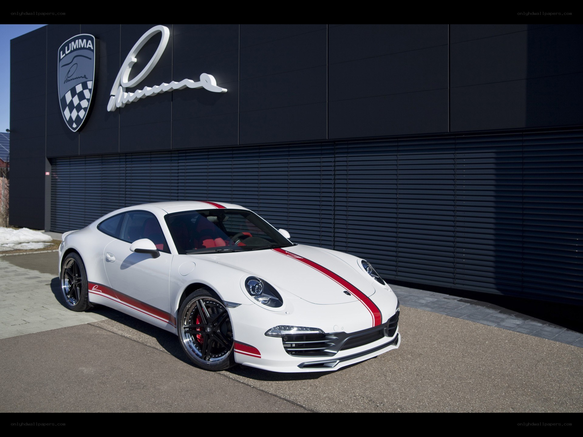 White Porsche with red stripes