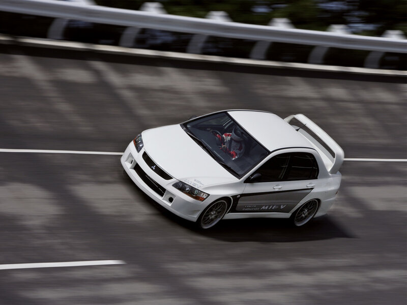 White Race Car — Dynamic, Afternoon, Photograph, Driver, Road, Guardrail