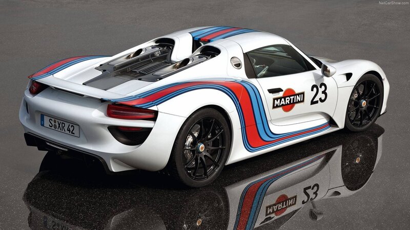 White Race Car — Dynamic, Photograph, Martini Livery