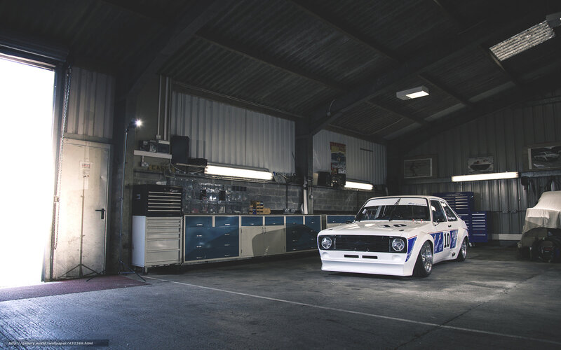 White Race Car in Garage — Dramatic, Photograph