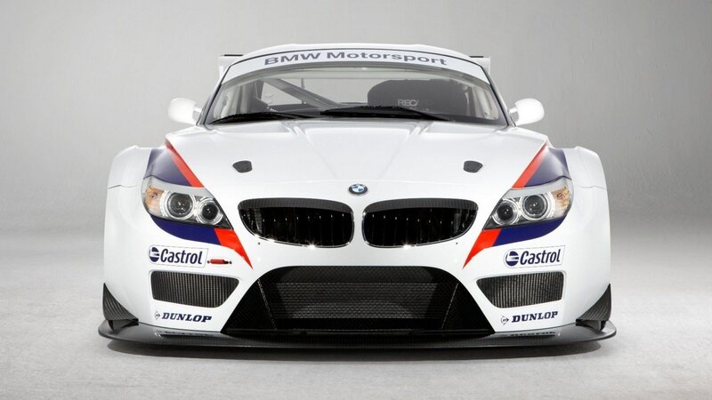 White Race Car — Neutral, Photograph, Castrol, Dunlop, Racing Stripe