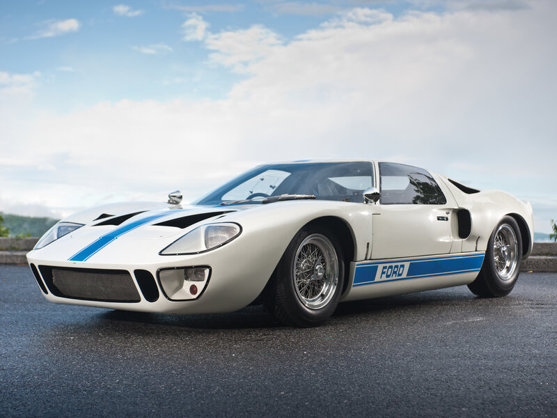 White Racing Car — Calm