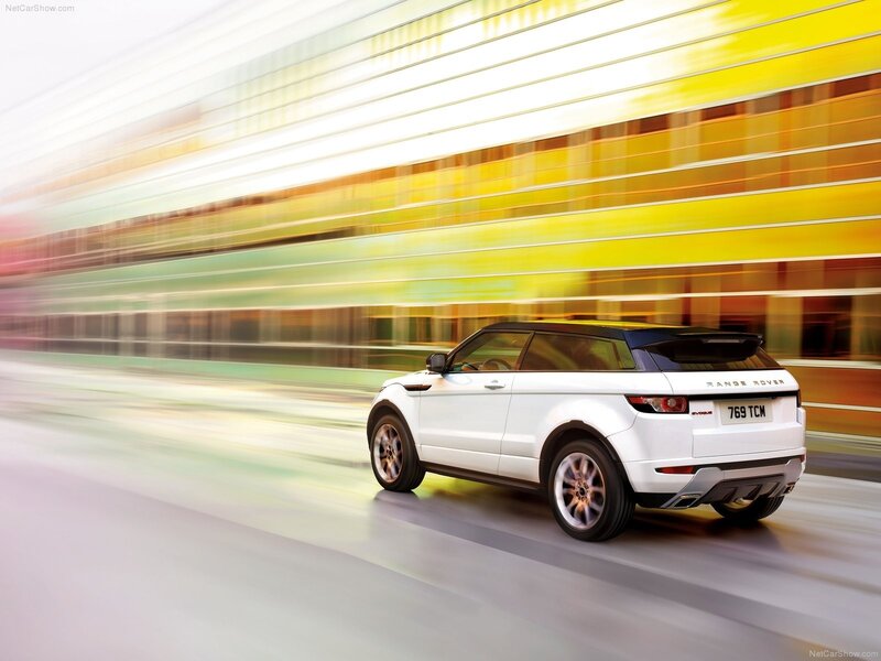White Range Rover Evoque in motion