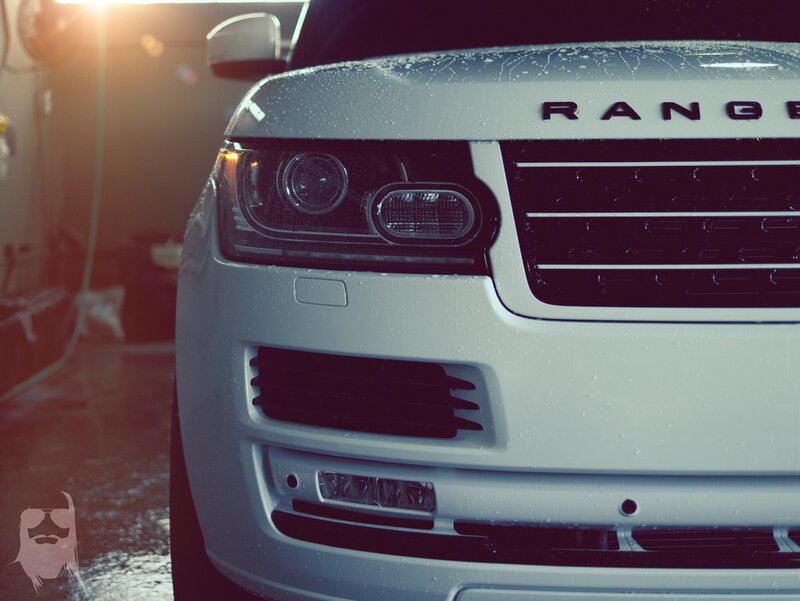 white range rover front view