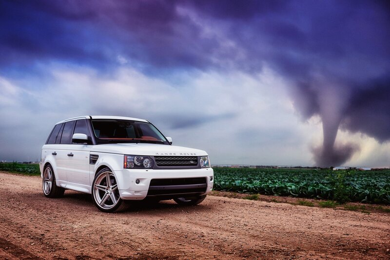 White Range Rover in Field — Dramatic, Afternoon, Photograph