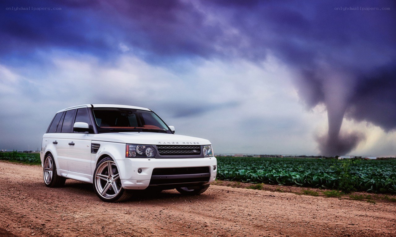 White Range Rover near tornado