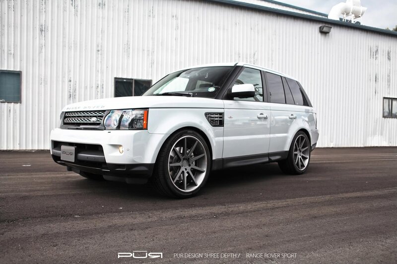 White Range Rover Sport — Neutral, Photograph