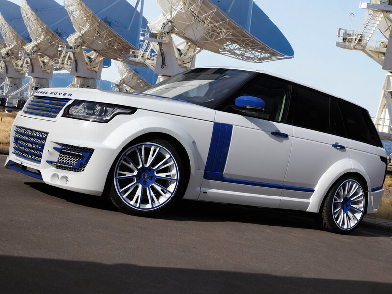 White Range Rover Suv — Dramatic, Afternoon, Photograph