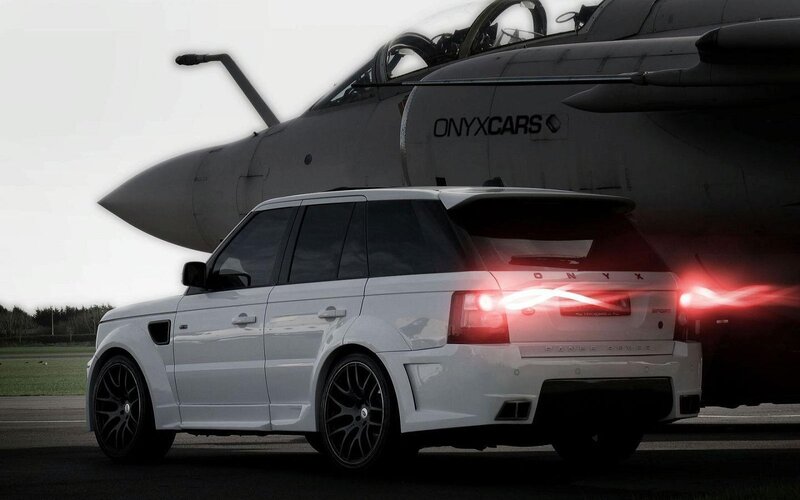 White Range Rover Suv — Dramatic, Afternoon