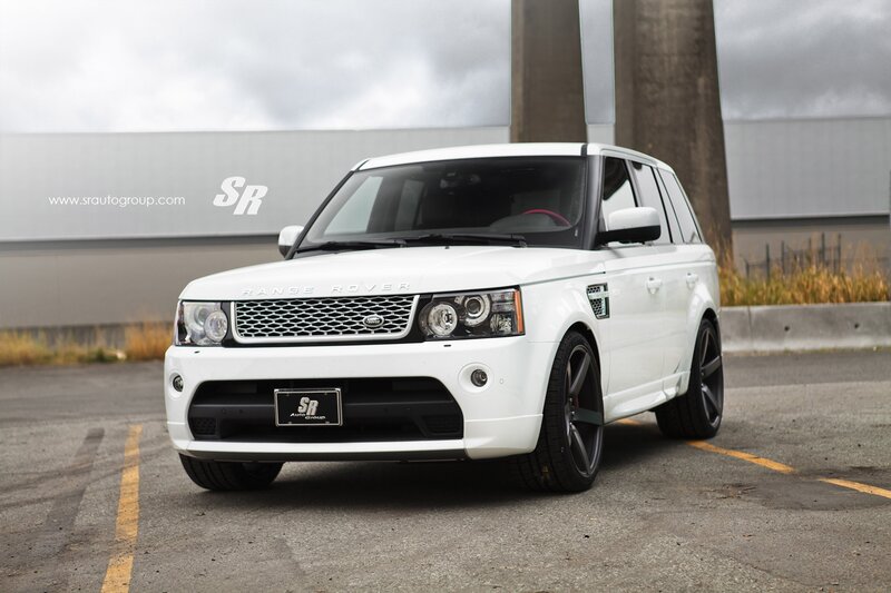 White Range Rover Suv — Neutral, Photograph, Car, Parking Lot