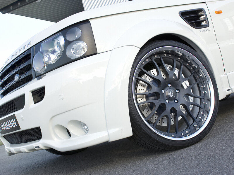 white range rover with custom wheels