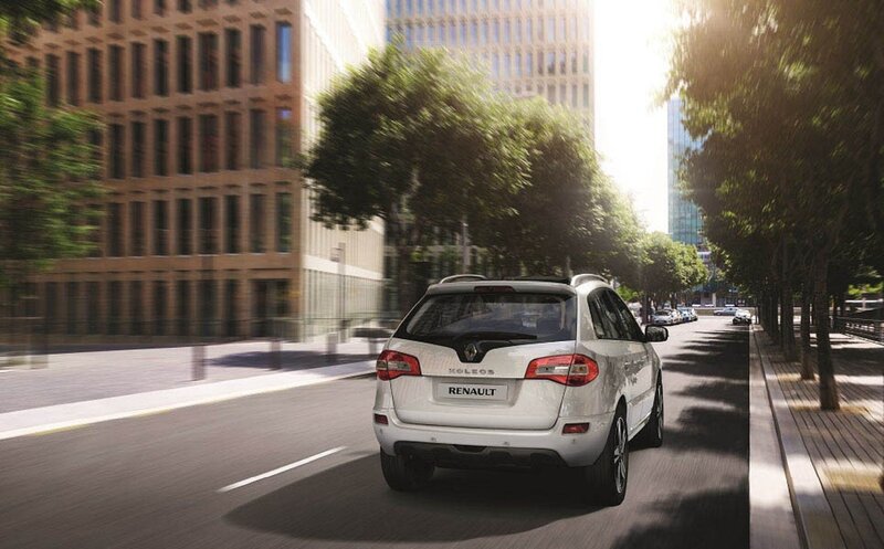 White Renault Koleos — Serene