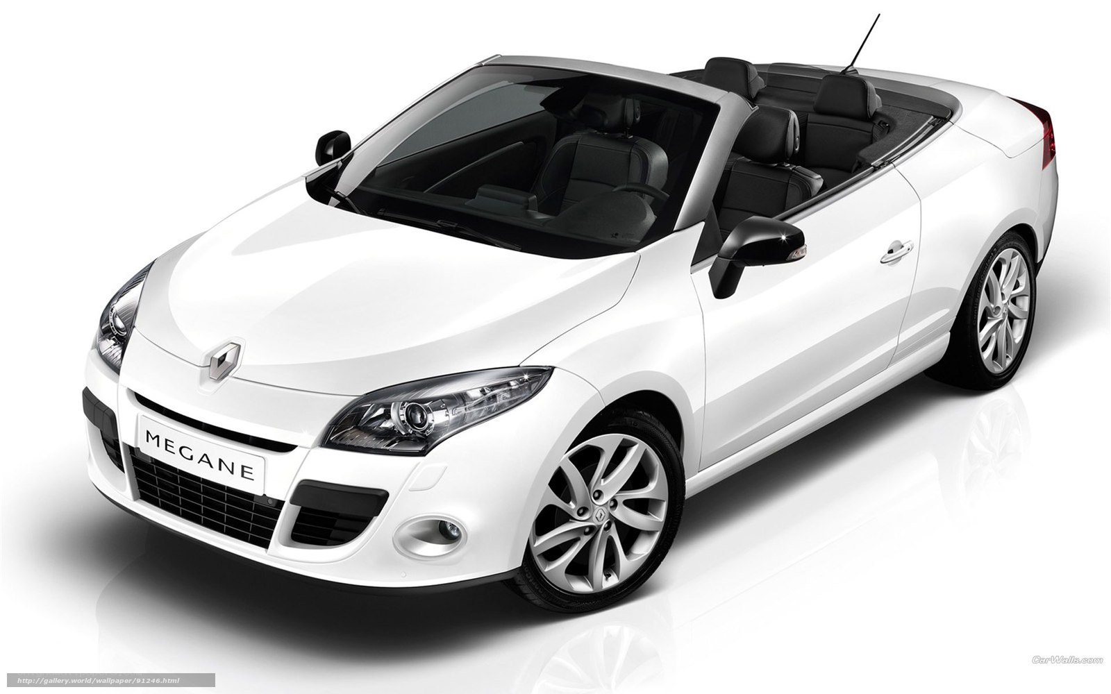 White Renault Mégane Convertible