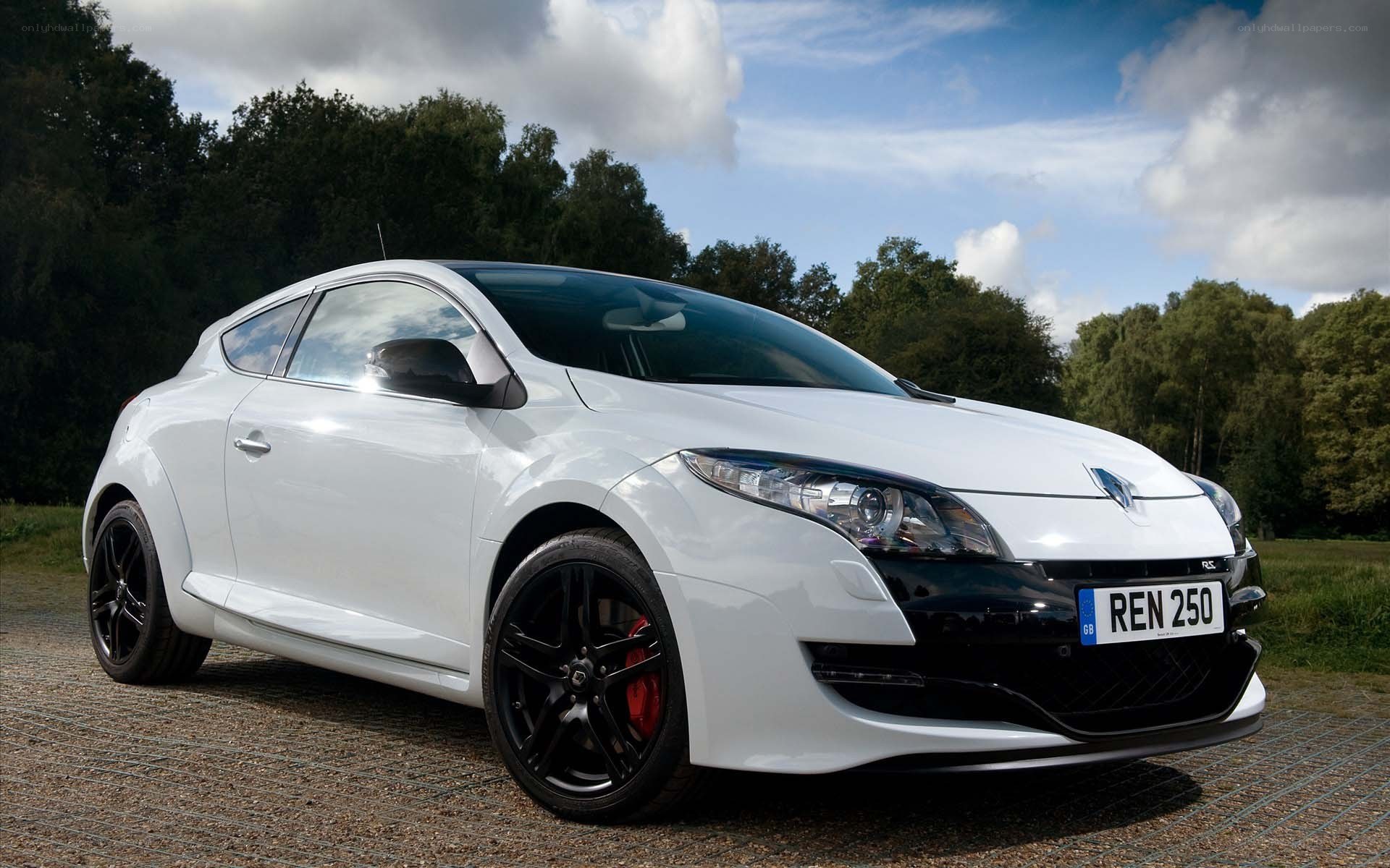 white renault sport car