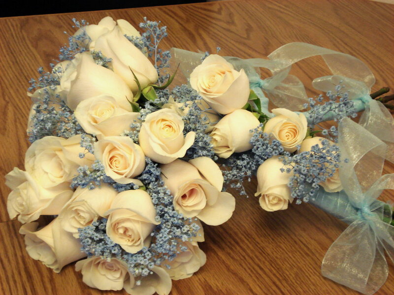 White Rose Bouquet — Calm, Photograph, Baby's Breath