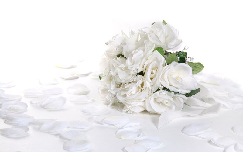 White Rose Bouquet — Serene