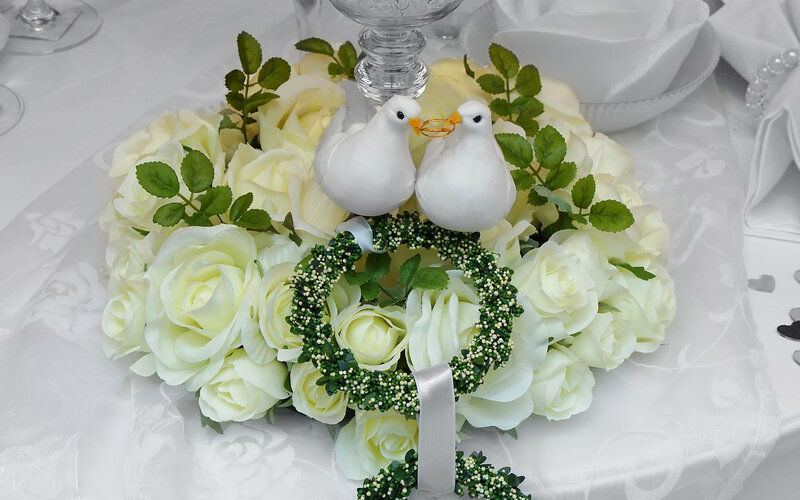 White Rose Centerpiece