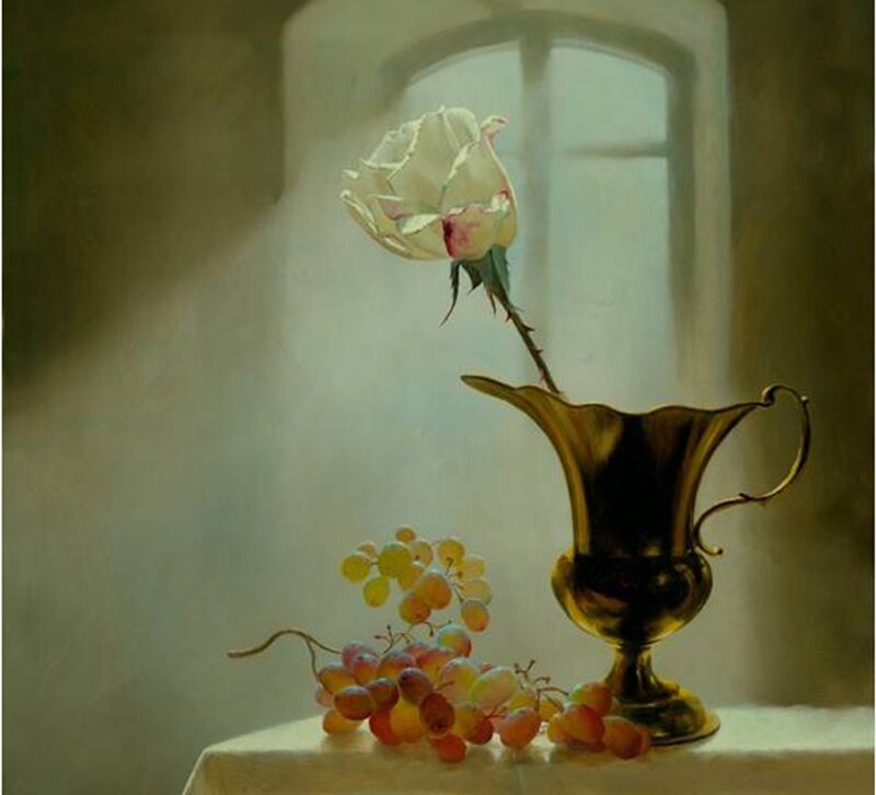 White Rose in Vase — Gold