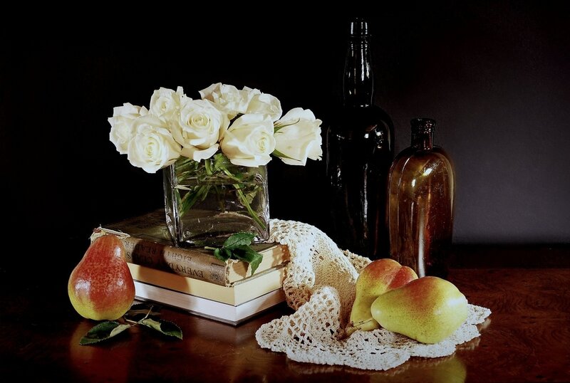 White Roses in Vase — Brown