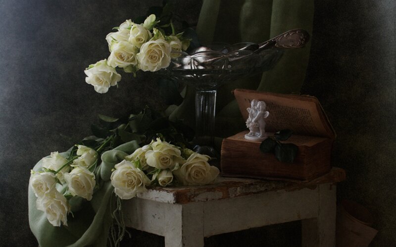 White Roses on Table — Dramatic