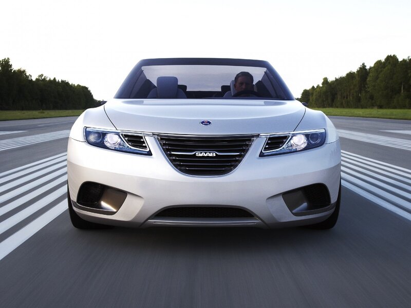 White Saab Concept Car — Dynamic