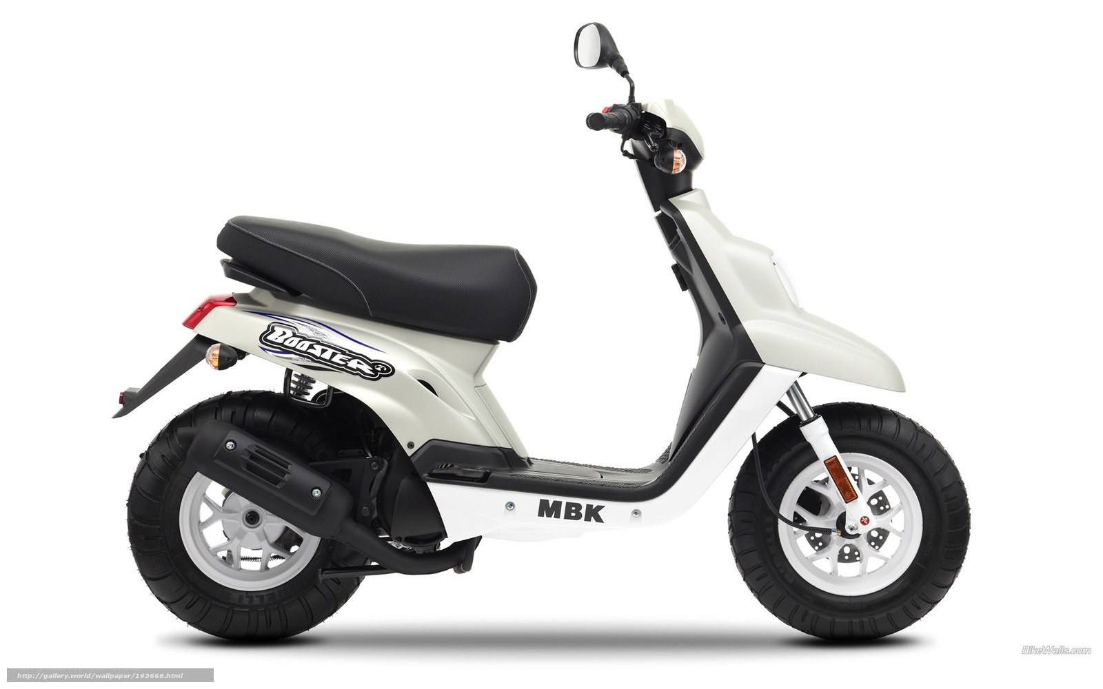 white scooter with black seat