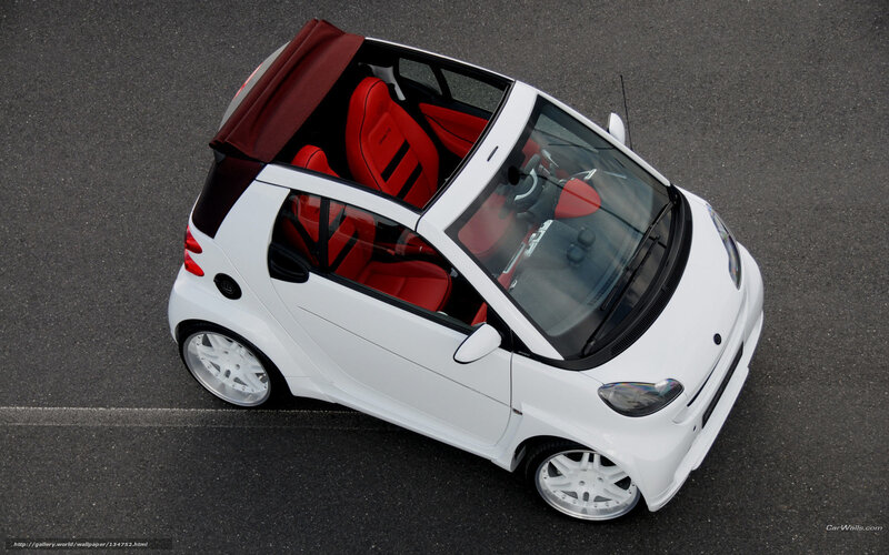 White Smart Car — Neutral